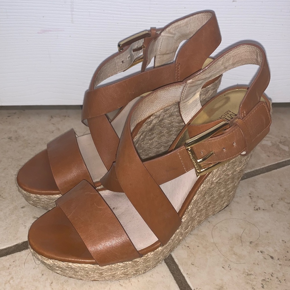 7.5 Michael Kors wedges